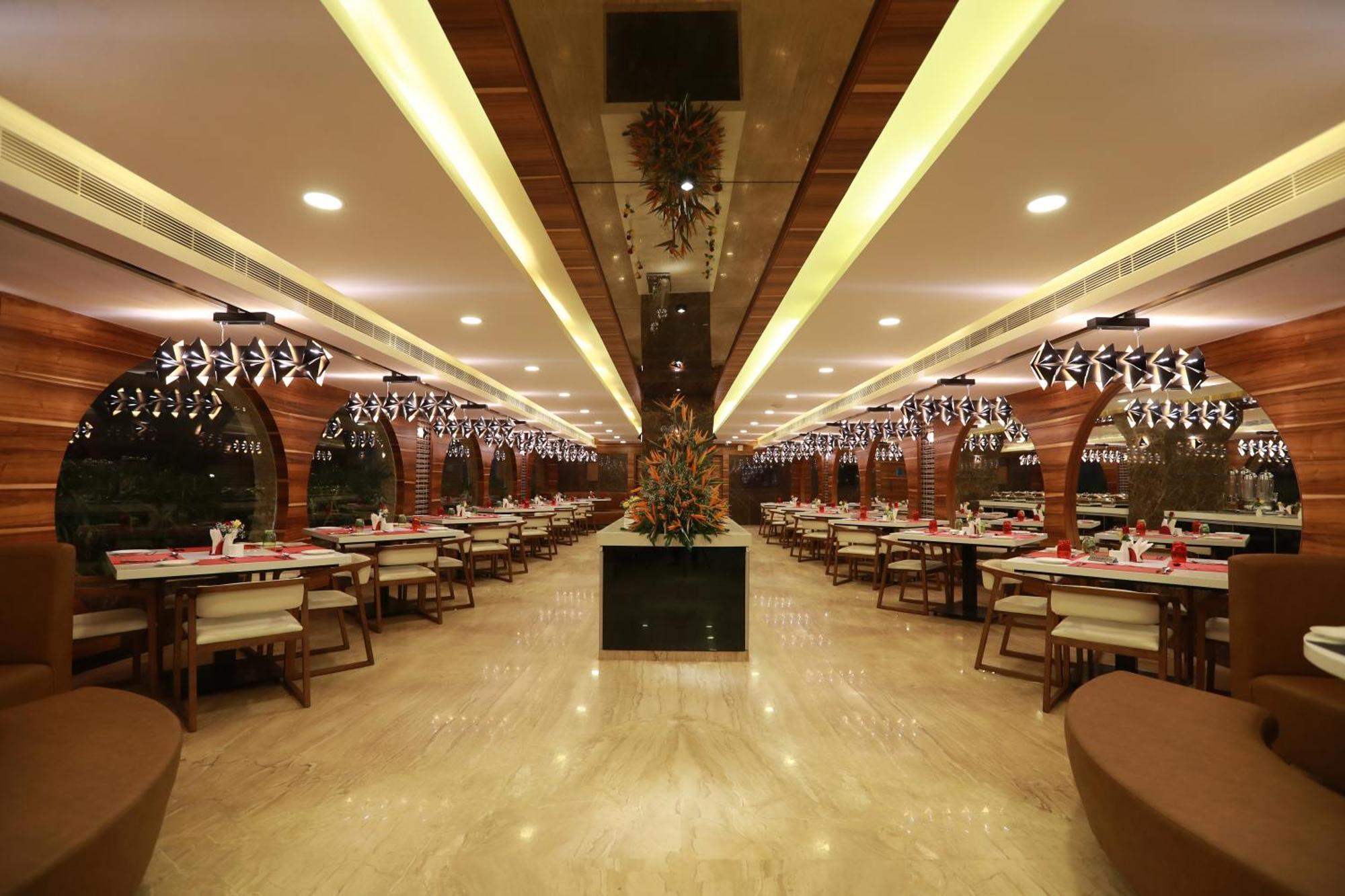 Hotel Park Elanza Chennai Exterior photo