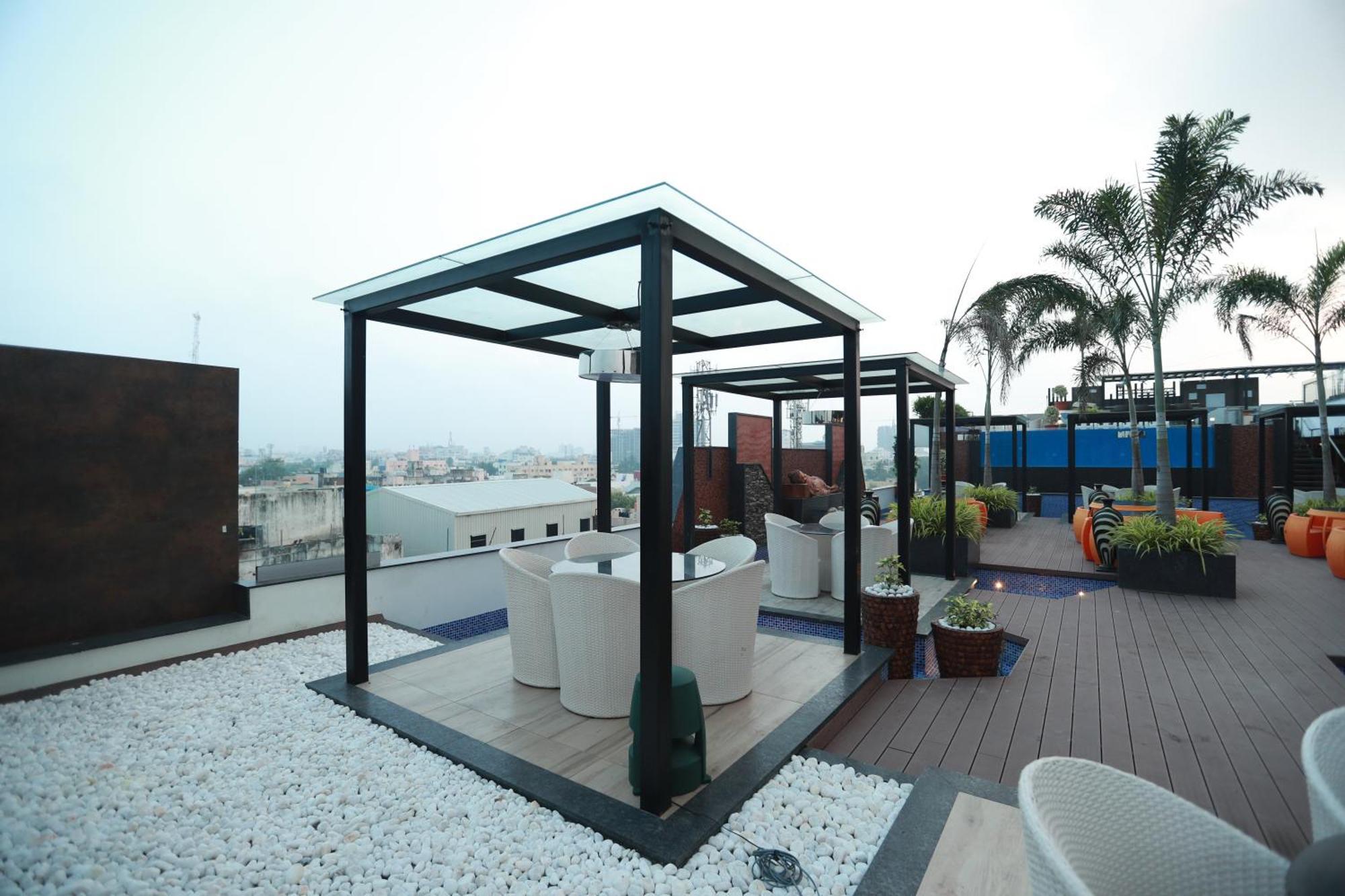 Hotel Park Elanza Chennai Exterior photo
