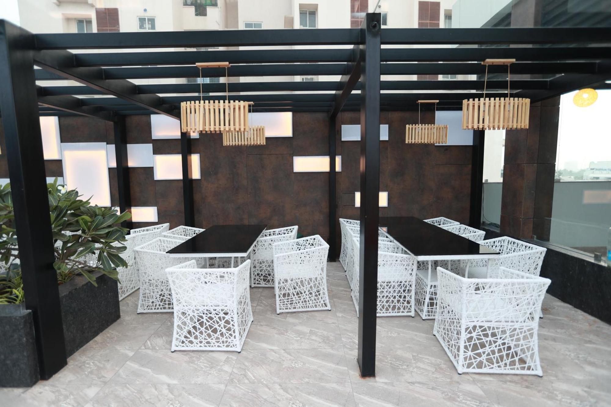 Hotel Park Elanza Chennai Exterior photo