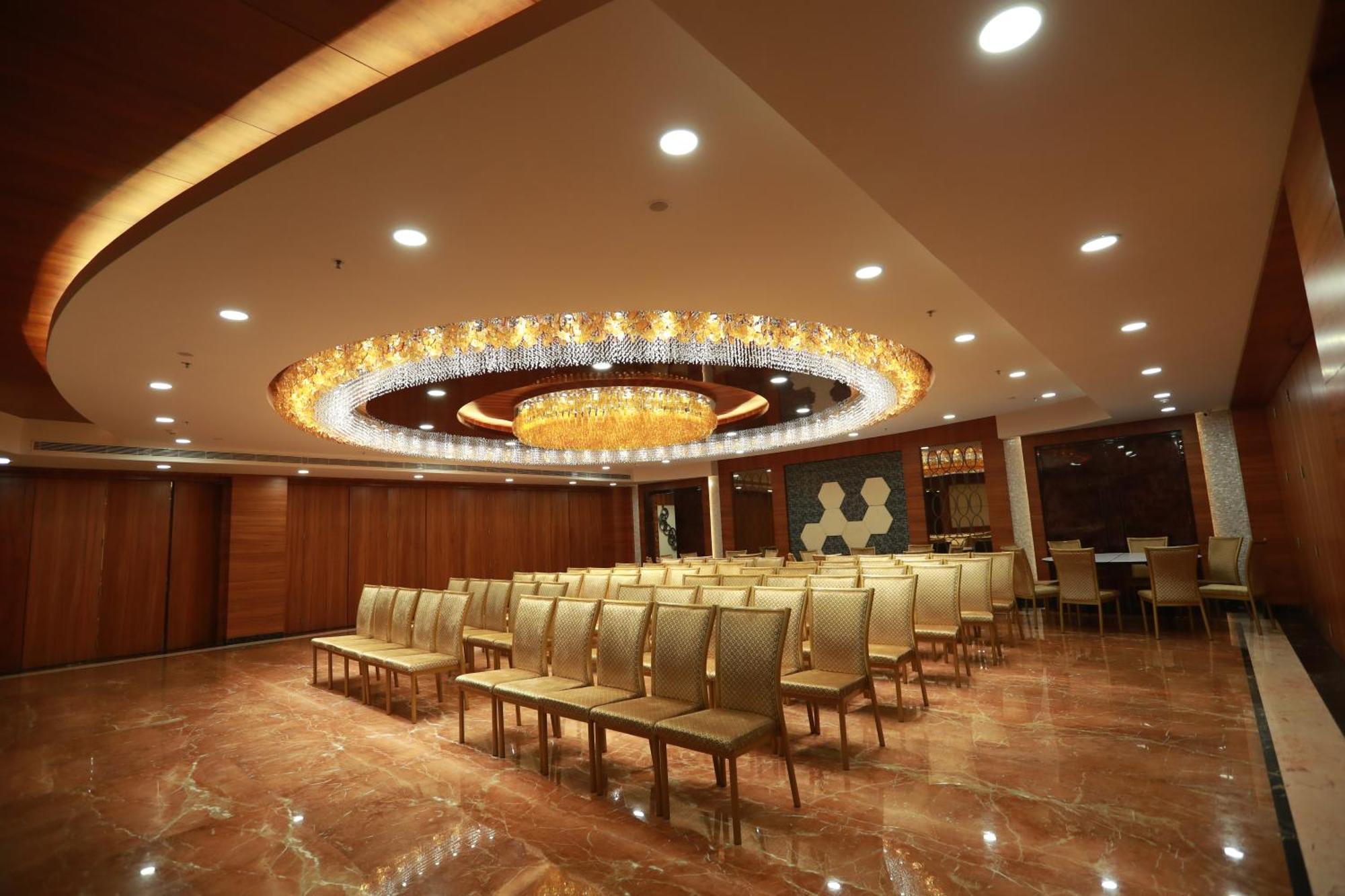 Hotel Park Elanza Chennai Exterior photo