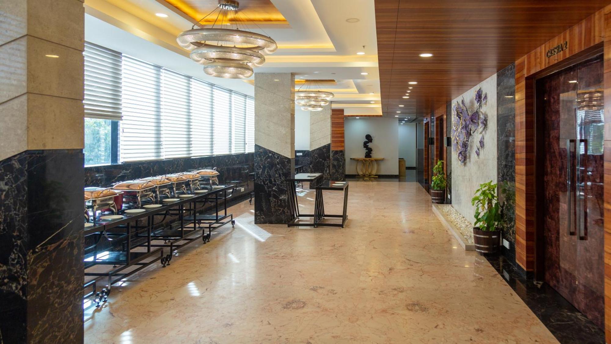 Hotel Park Elanza Chennai Exterior photo